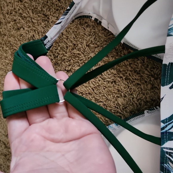 Yonique Floral Swim Top with Stappy Detail on Back - Picture 3 of 6